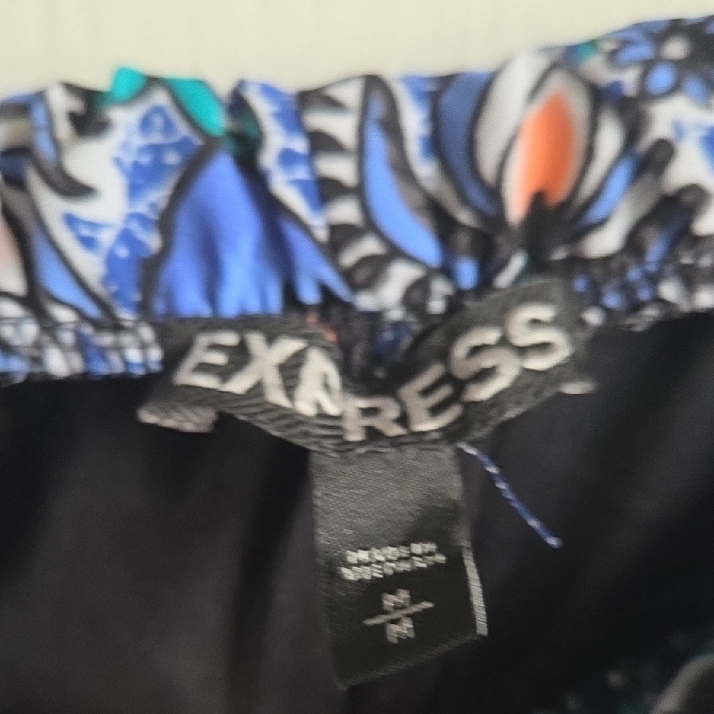 Express Blue Floral Strapless Dress - Picture 4 of 7